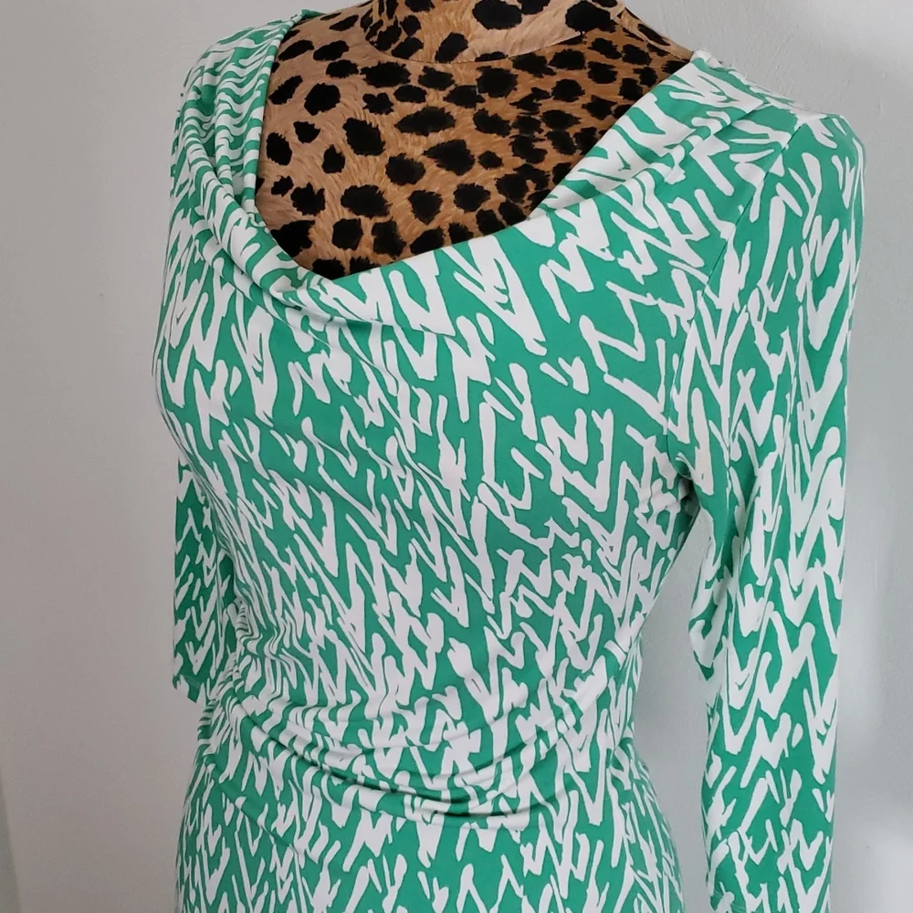 LOFT Mod Go-Go Style Dress - Picture 2 of 6